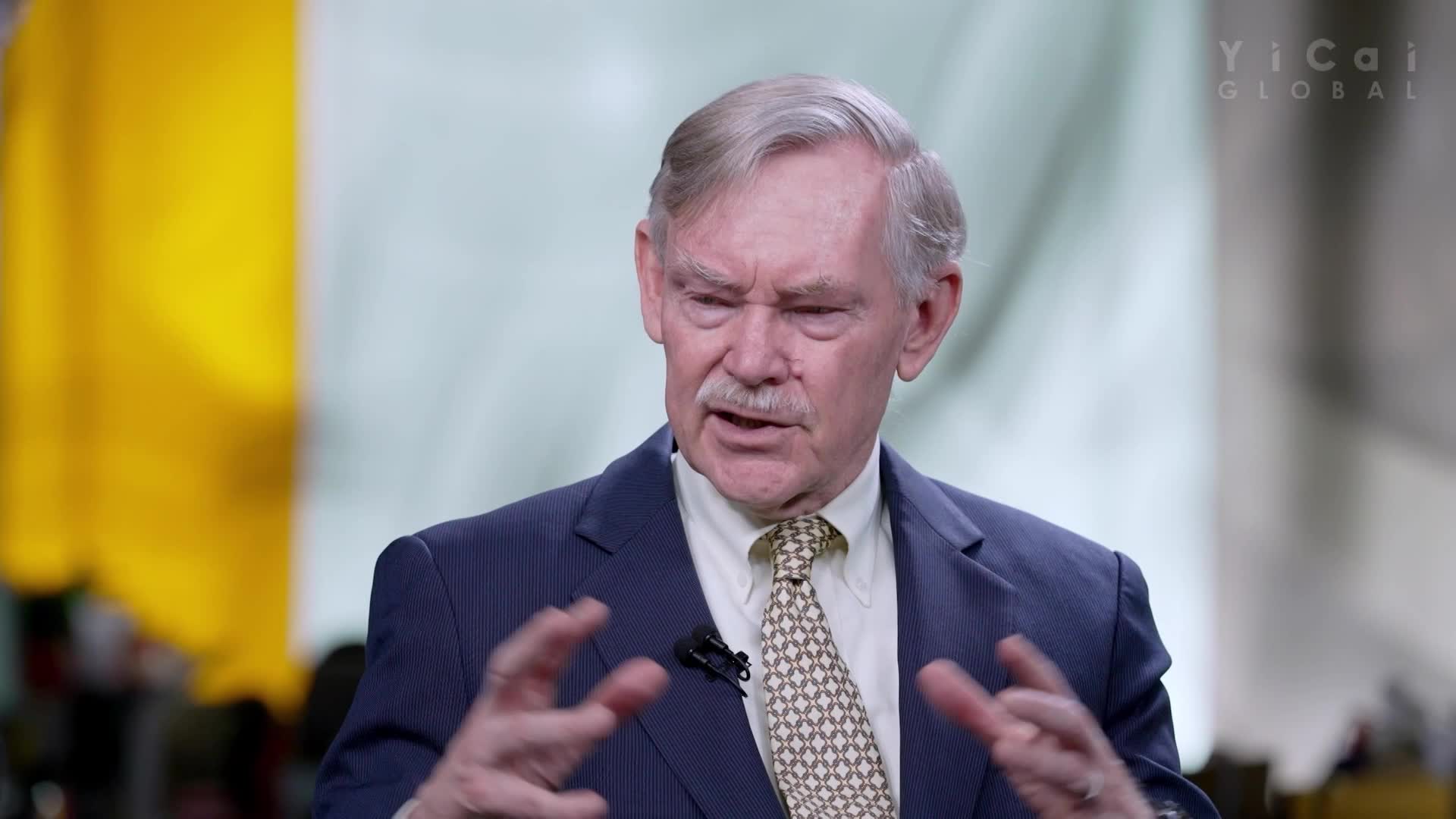Lifting Tariffs Won't Make US Industry Efficient and Competitive, World Bank ex-President Says